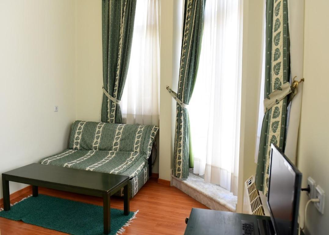 كاستوريا Aiolis Hotel المظهر الخارجي الصورة