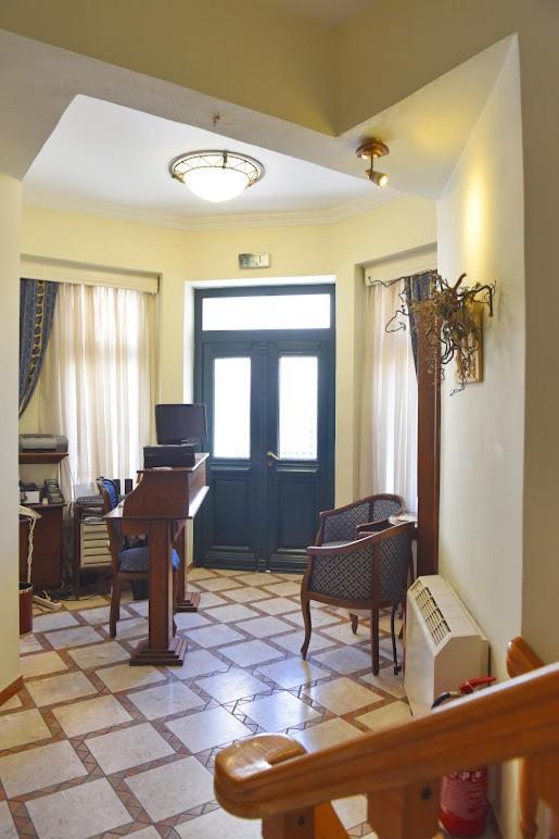كاستوريا Aiolis Hotel المظهر الخارجي الصورة