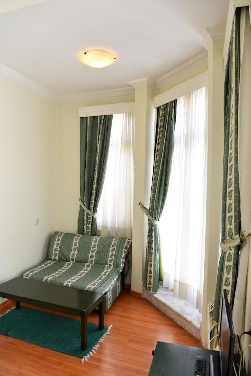 كاستوريا Aiolis Hotel المظهر الخارجي الصورة